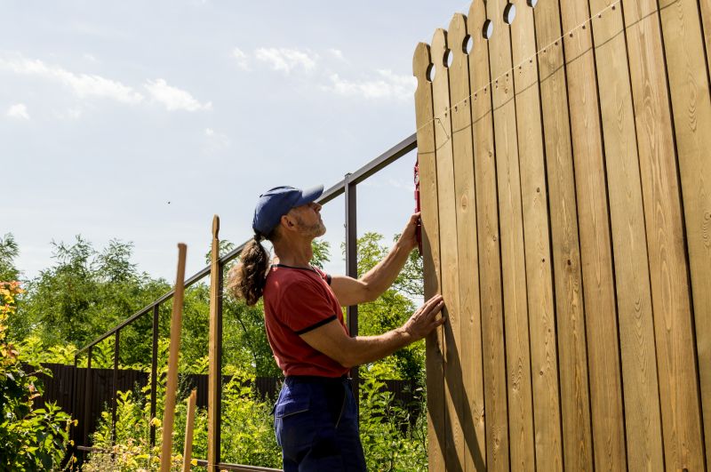 Garden Fence Installation Costs — Cost of Garden Fence Installation